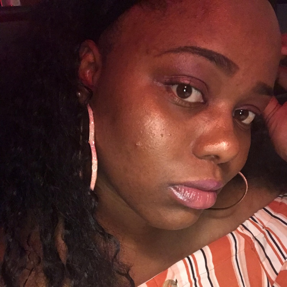 Meet your Posher, Briana